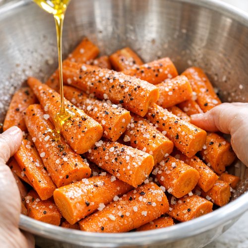 Step 2: Oil and Season the Carrots